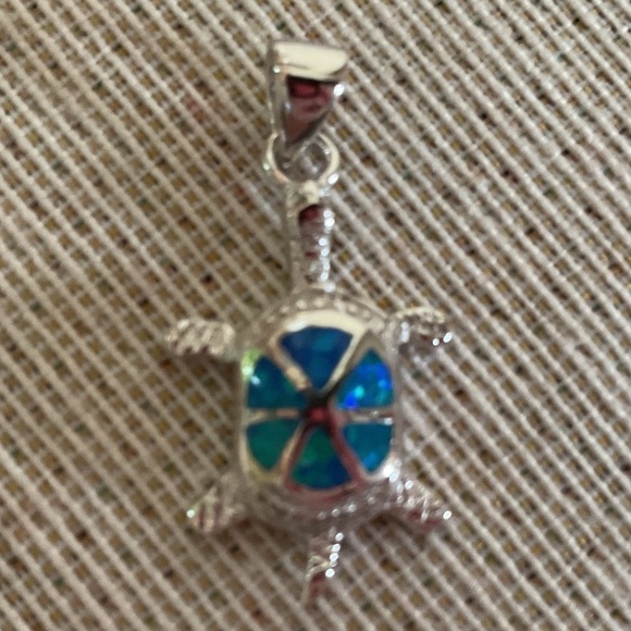 STERLING SILVER 925 BLUE AUSTRALIAN OPAL TORTOISE PENDANT​​ - Picture 6 of 8